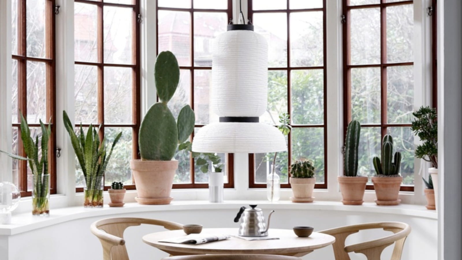 Suspension japonisante et mobilier scandinave, duo gagnant !