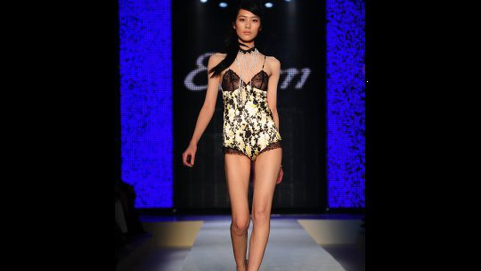 Body glamour
