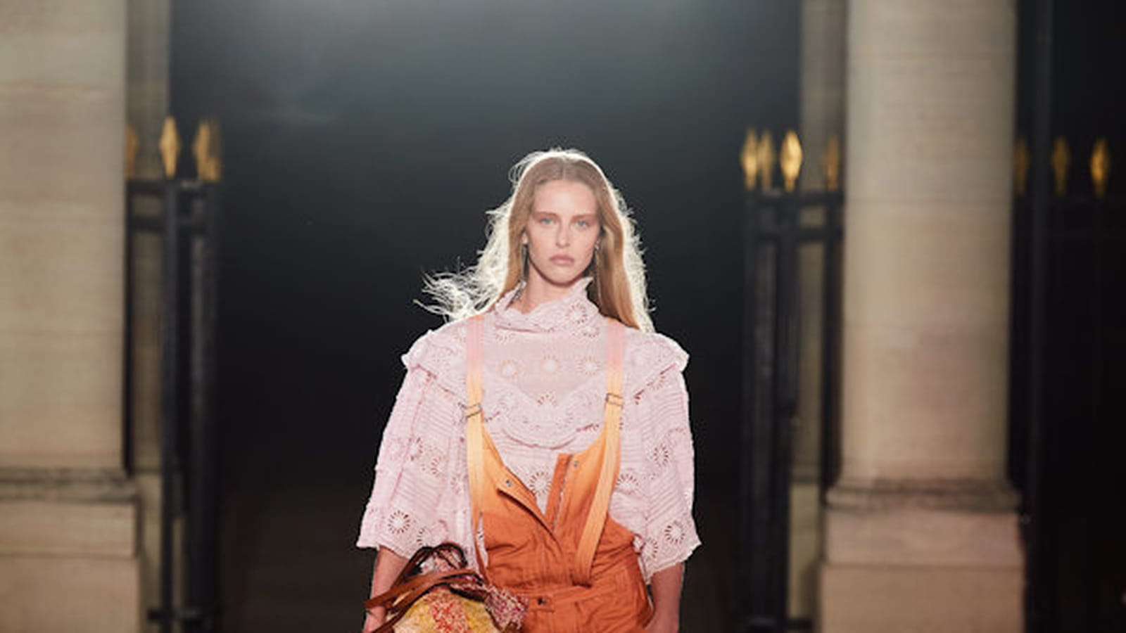 Look 14