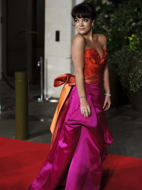 Bafta 2014 : Lily Allen en robe Vivienne Westwood