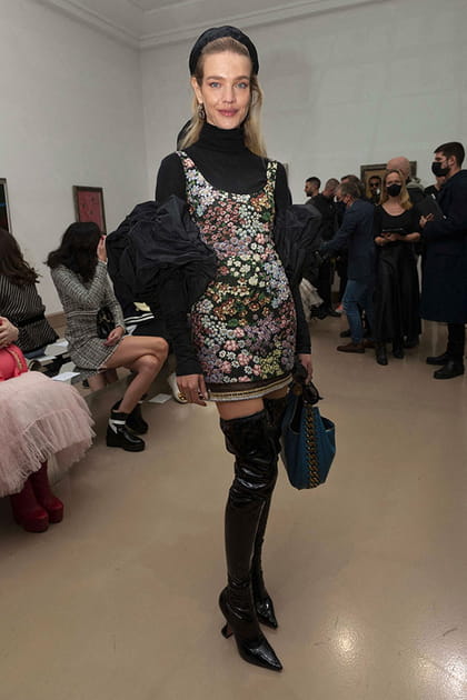 Natalia Vodianova au d&eacute;fil&eacute; Giambattista Valli