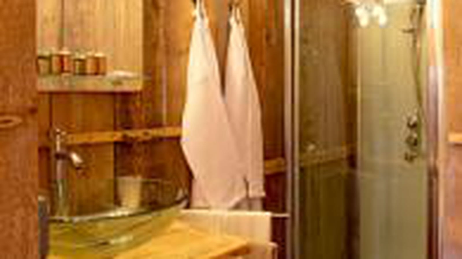 Salle de bains en bois