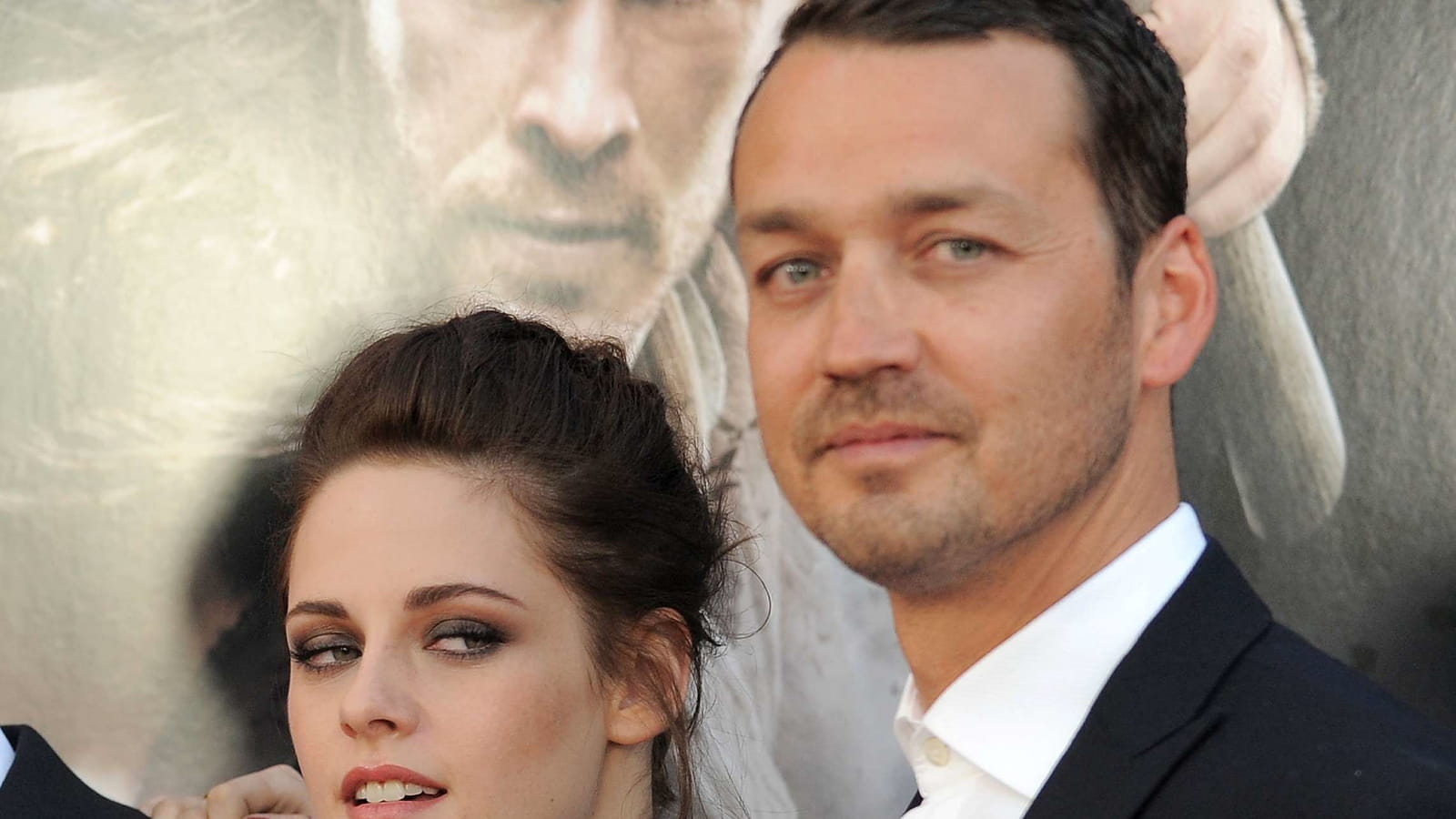 Avec Rupert Sanders, celui avec lequel elle a trompé Robert Pattinson...