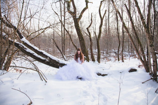 Un mariage dans la forêt enneigée