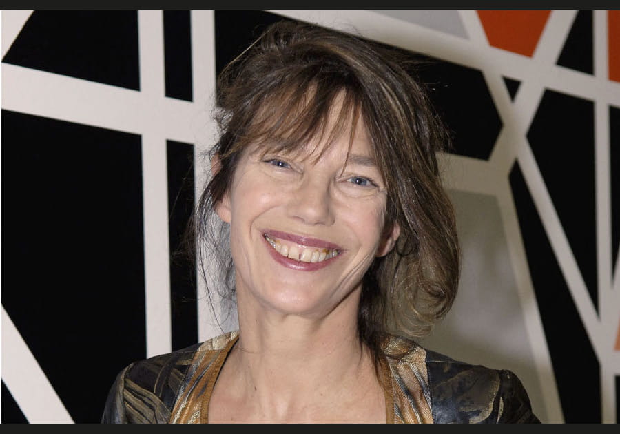 Les cheveux attach&eacute;s de Jane Birkin
