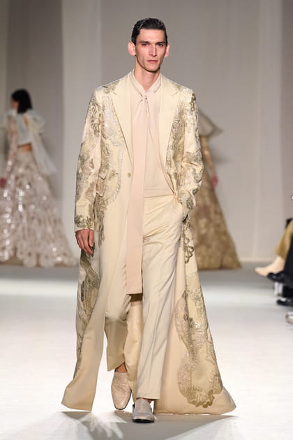 Look 43&nbsp;du d&eacute;fil&eacute; Elie Saab