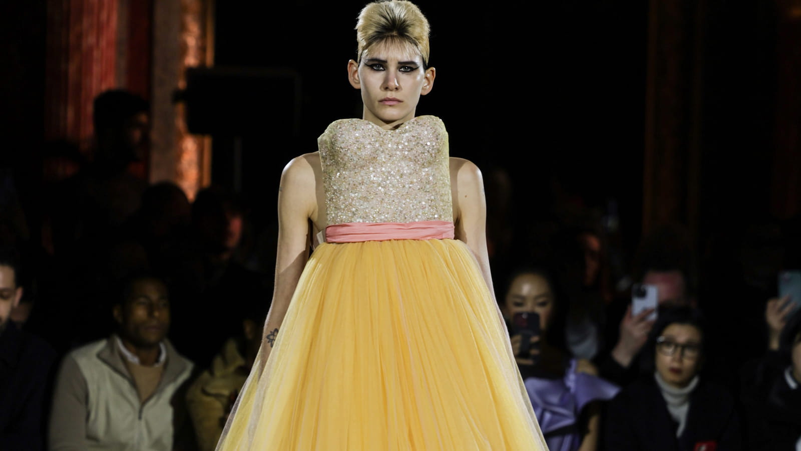 Look 8