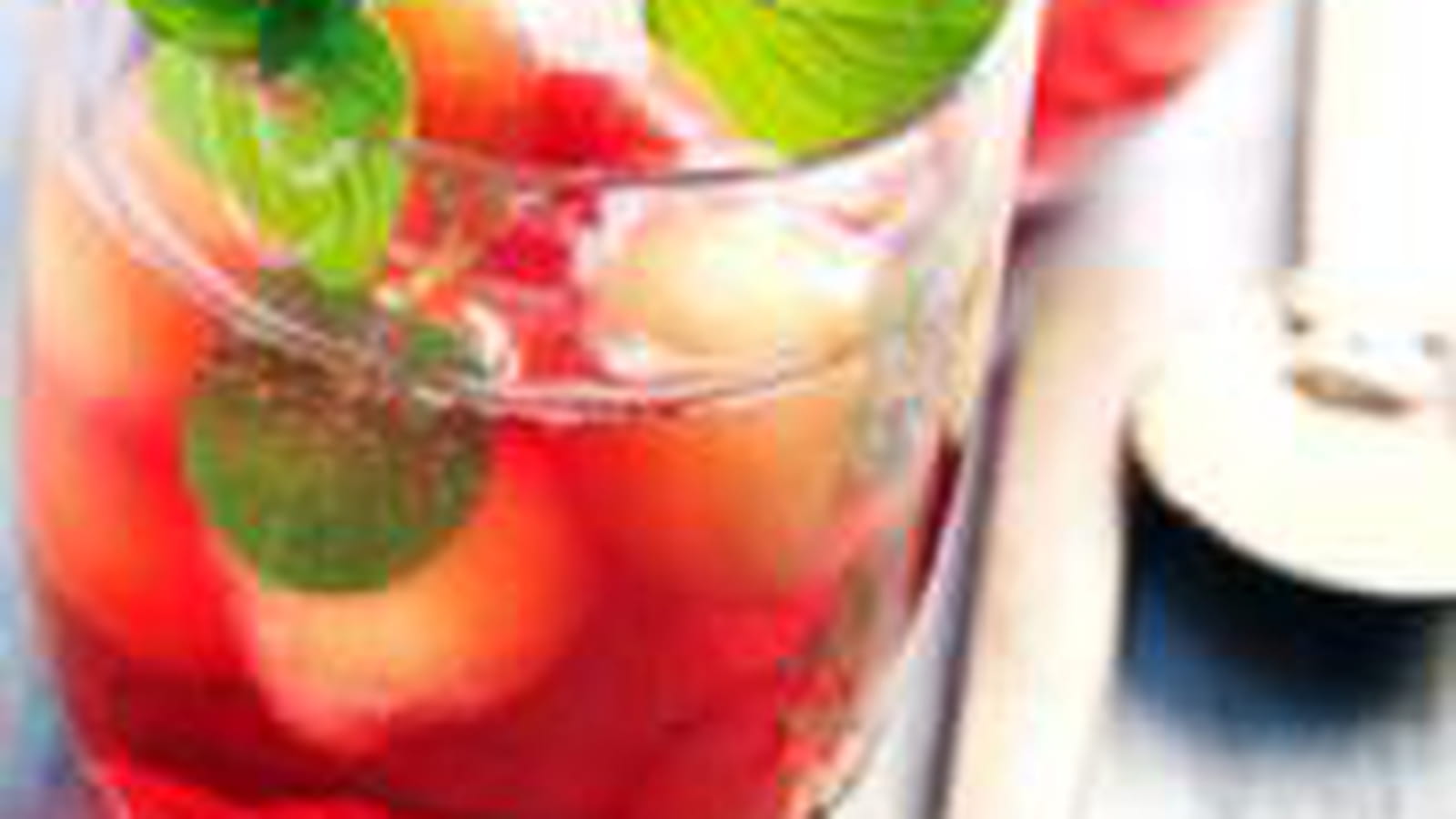 Punch froid au melon et à la menthe