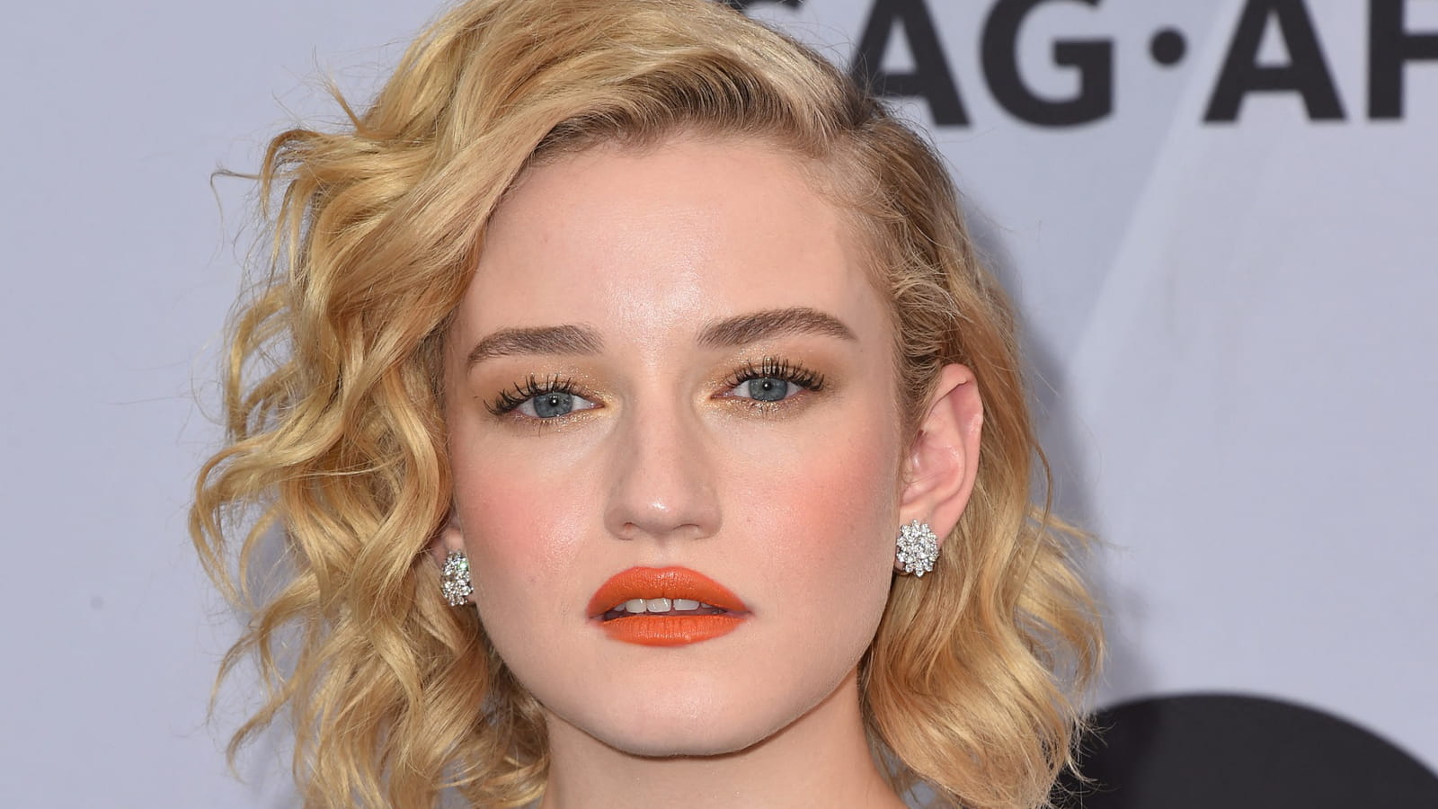 Julia Garner
