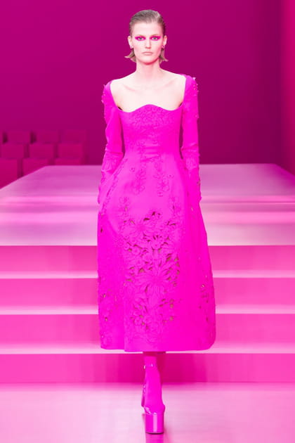 Look 19 du défilé Valentino