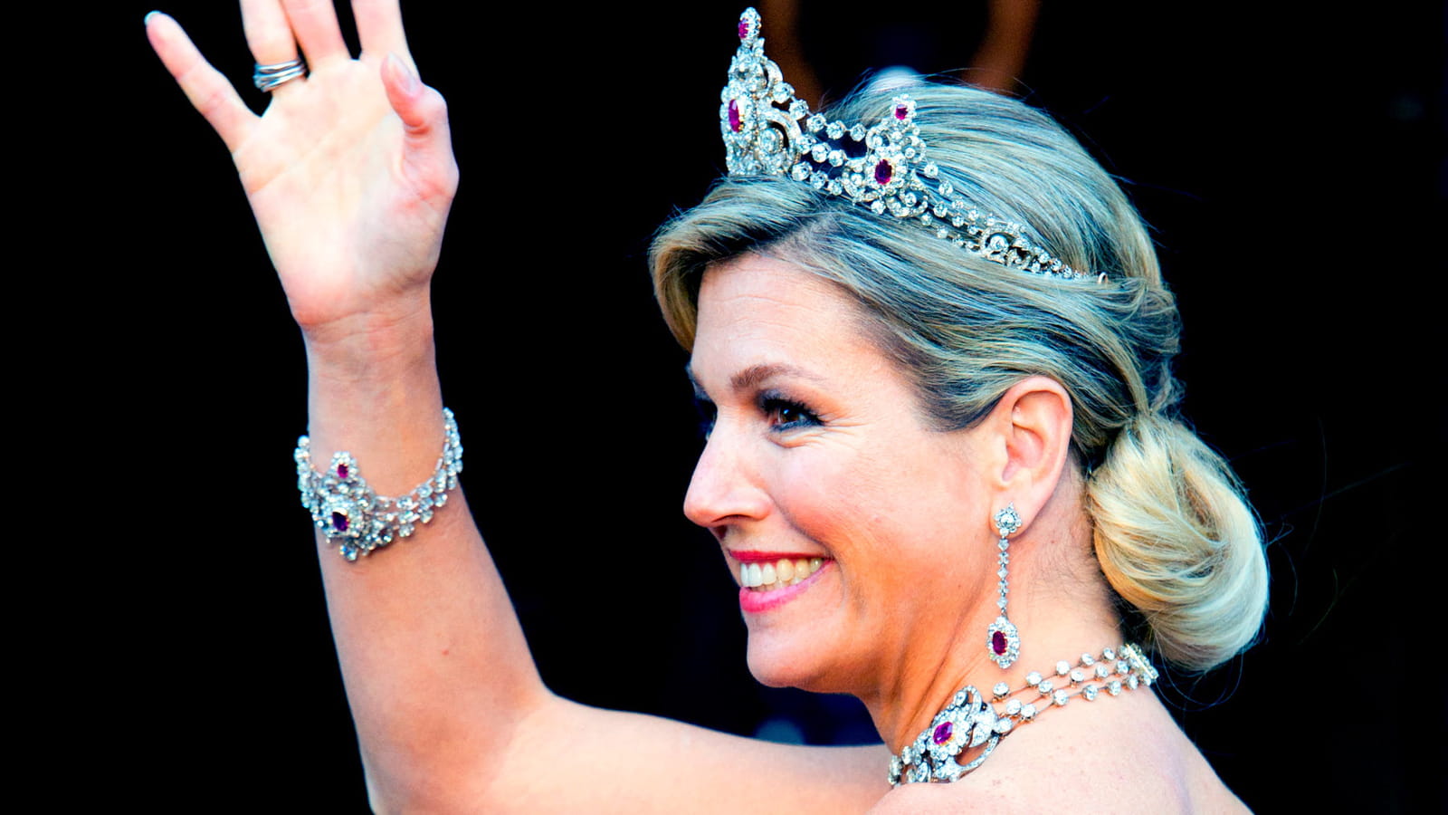 Le chignon bas de la reine Maxima des Pays-Bas