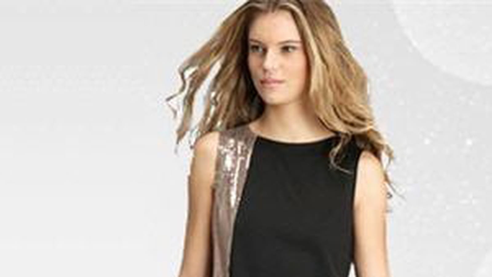 Robe droite à sequins brodés de Promod
