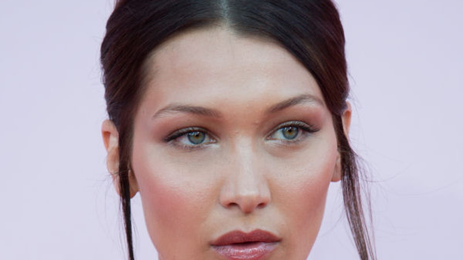 Bella Hadid sans frange