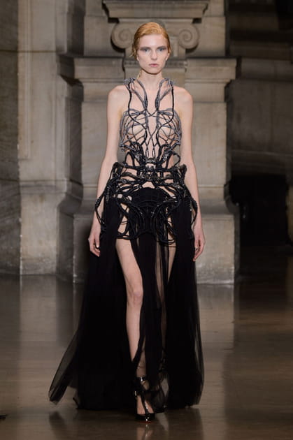 D&eacute;fil&eacute; Yiqing Yin