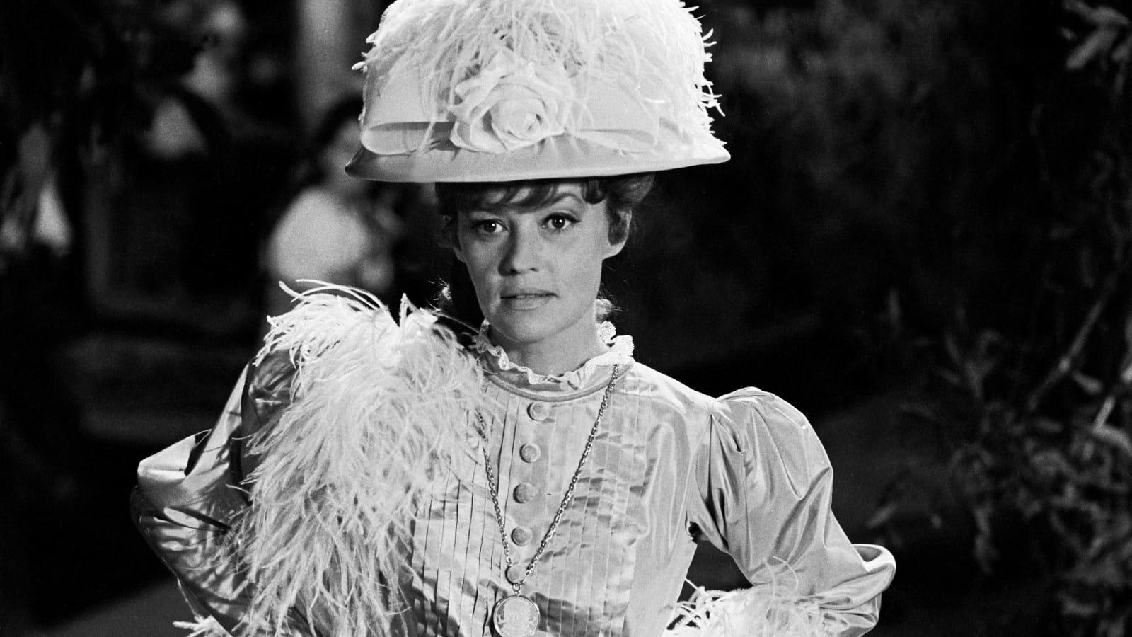 Splendide dans 'Viva Maria" de Louis Malle