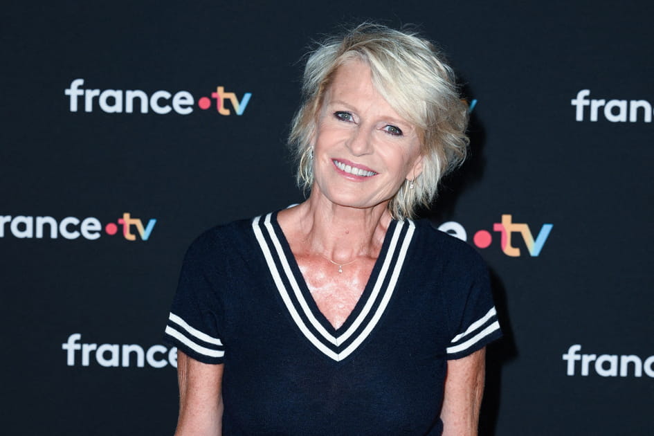 Sophie Davant, sa coupe au carr&eacute; signature