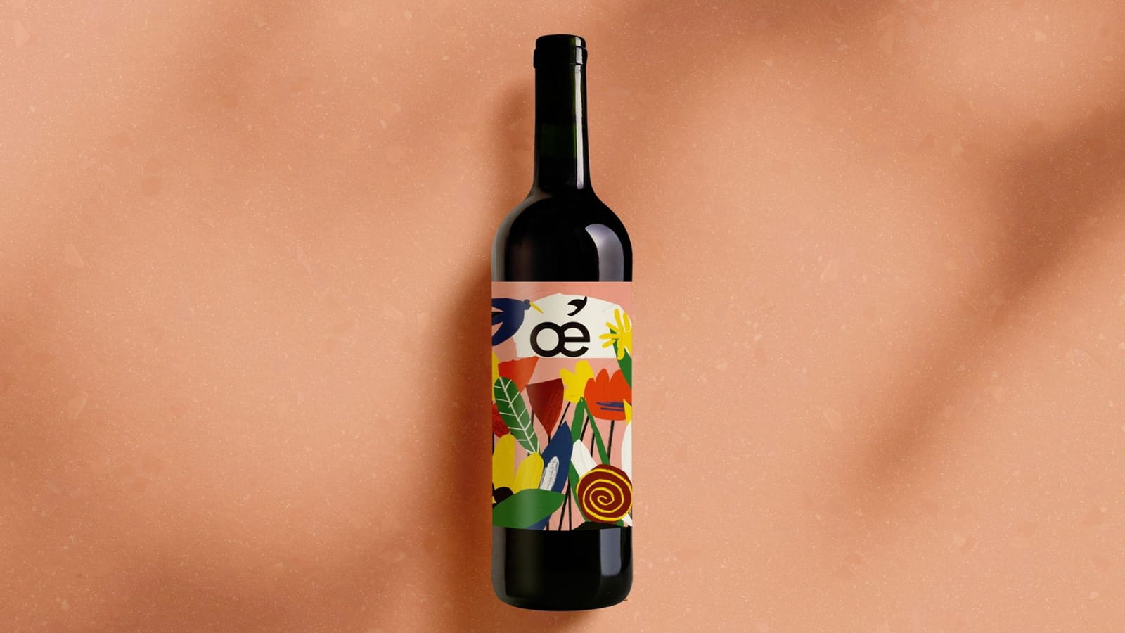 Oé, la bouteille de vin engagée 