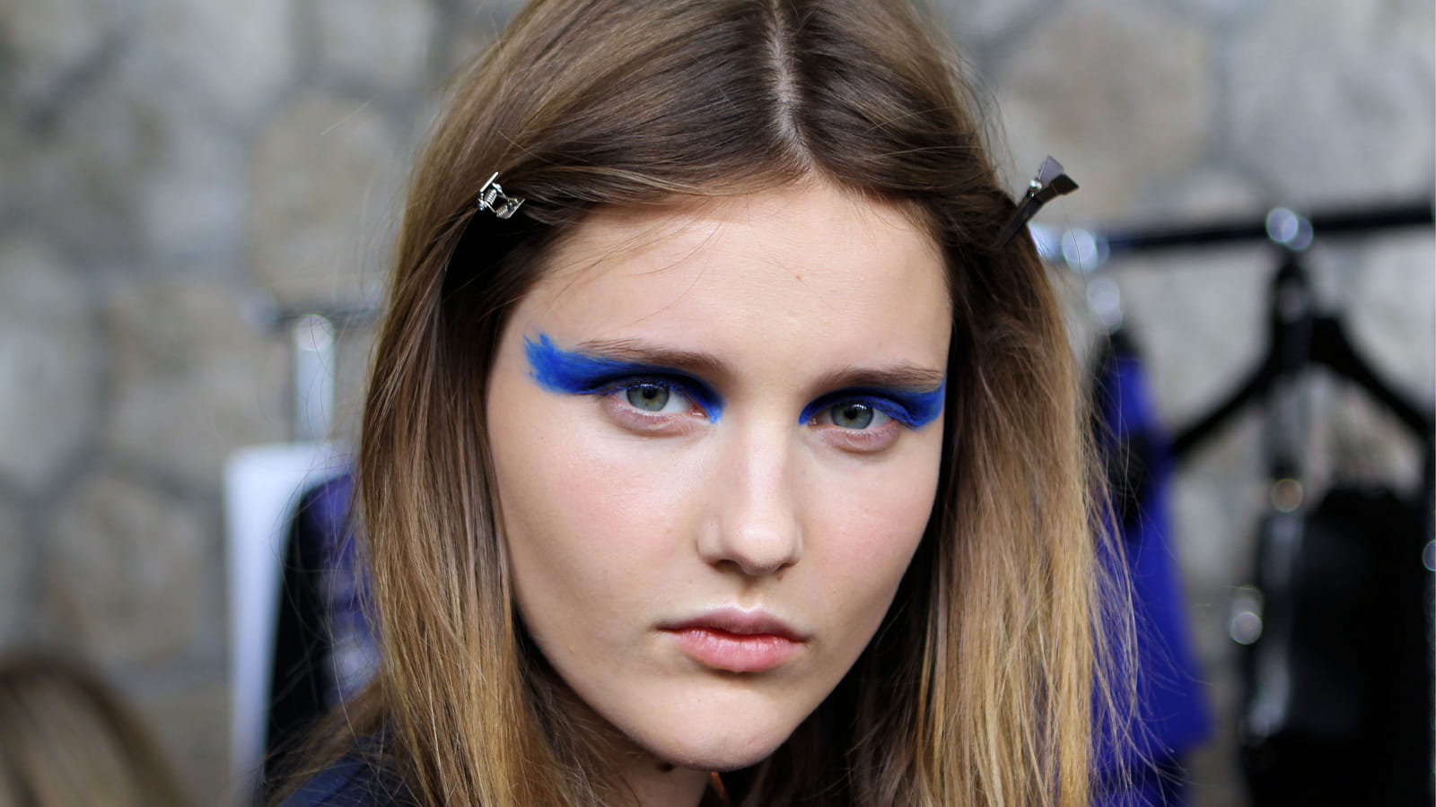 Le look beauté du défilé Loris Azzaro