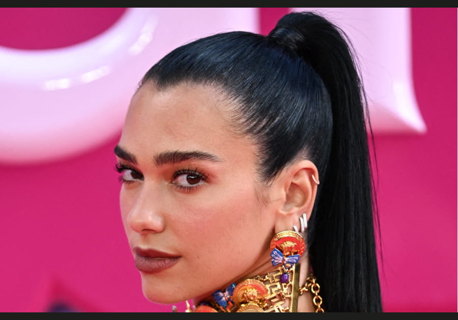 Top&nbsp;: la queue-de-cheval haute de Dua Lipa