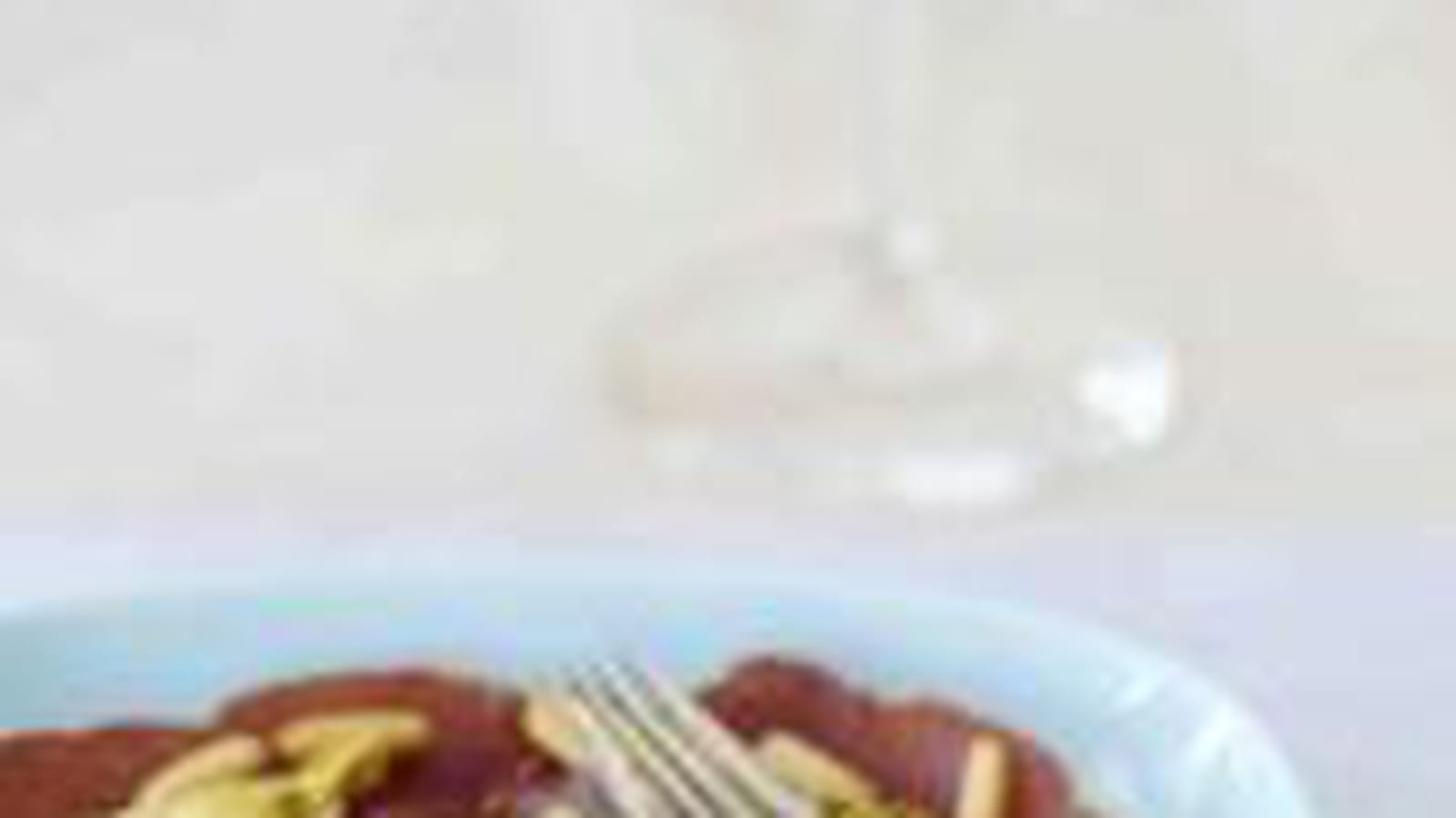 Carpaccio de Bresaola aux artichauts et parmesan