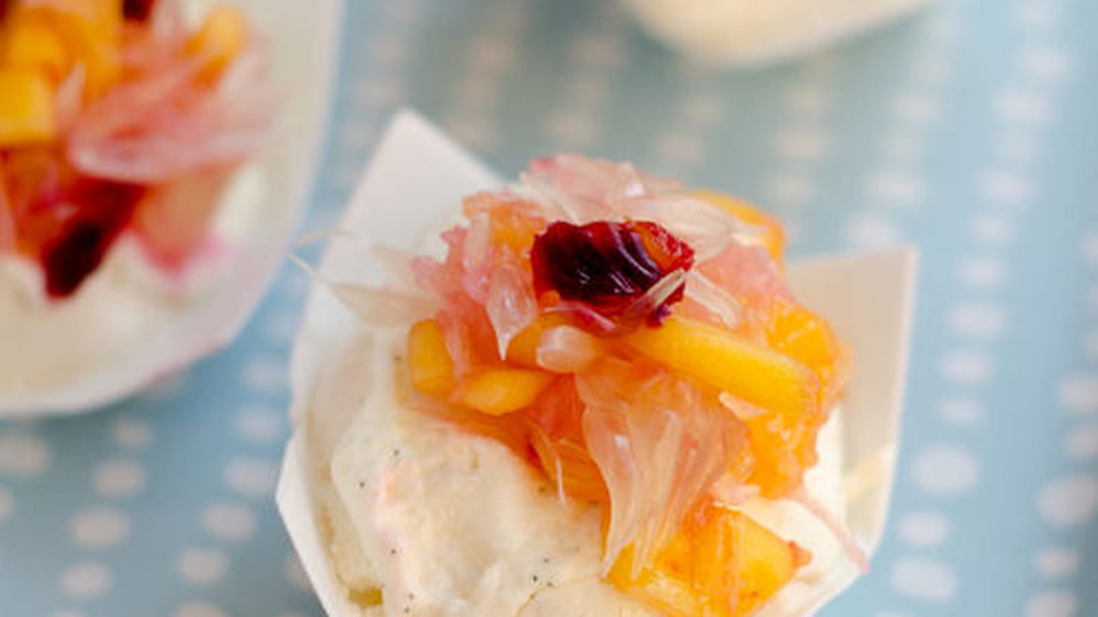 Mini pavlova aux agrumes en verrines