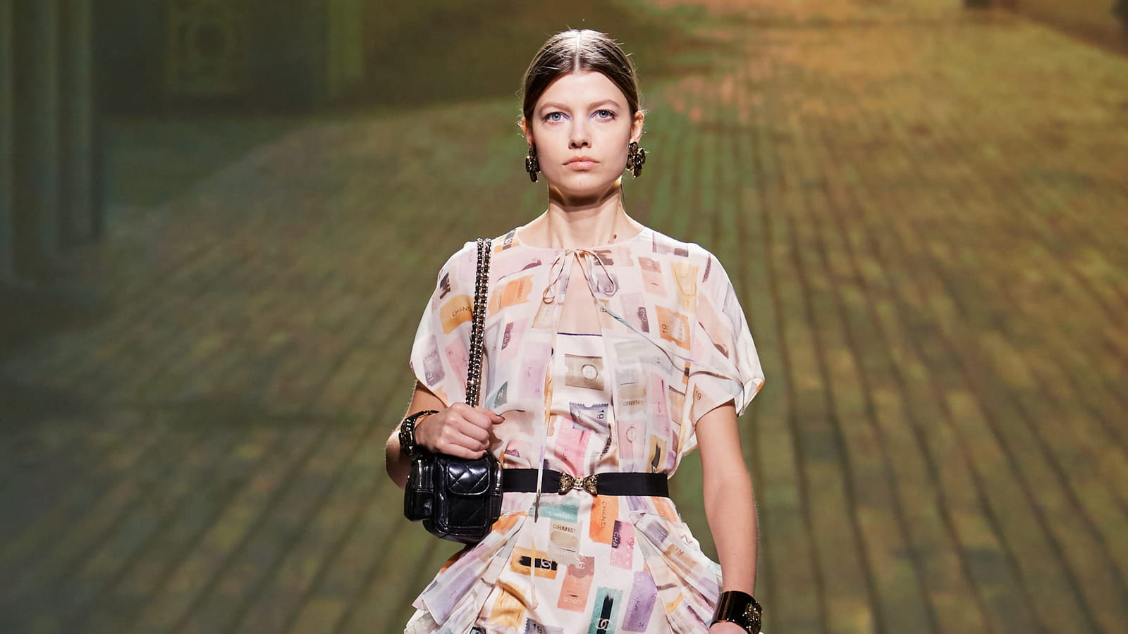 Look 65 du défilé Chanel