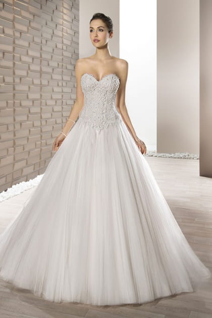 Une robe féerique, Demetrios