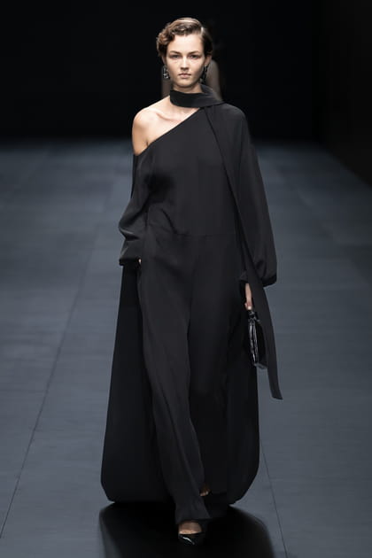 Look 65&nbsp;du d&eacute;fil&eacute; Valentino