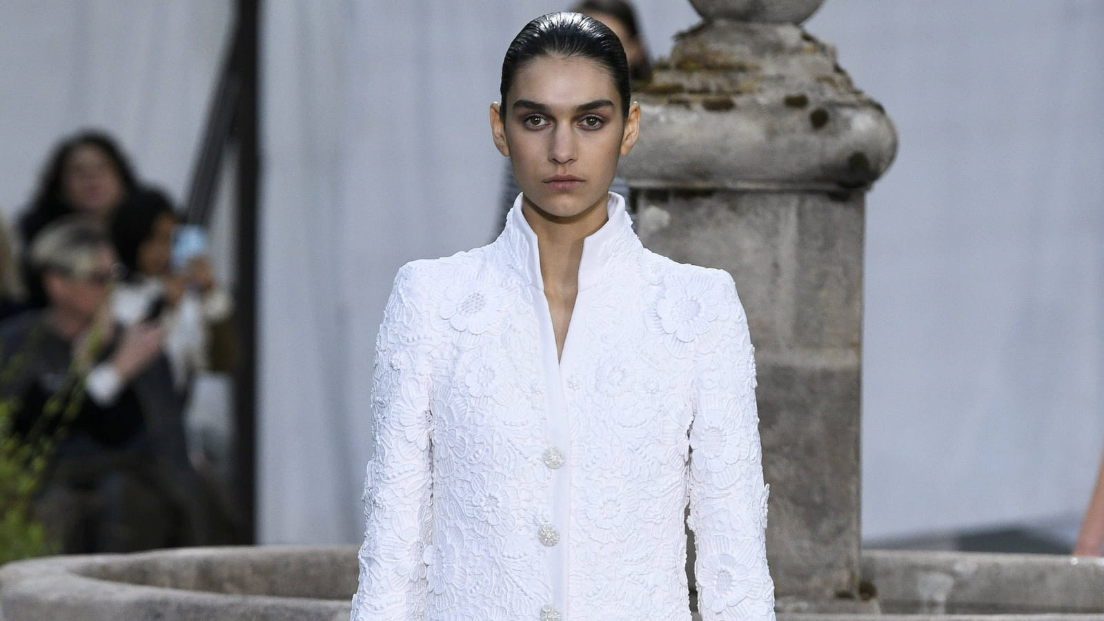 Look 23