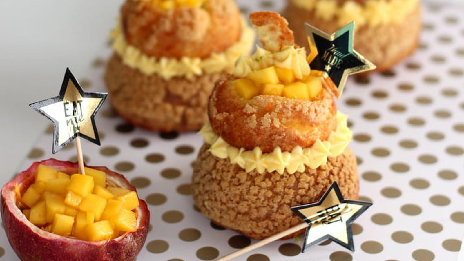 Religieuse mangue passion et citron vert