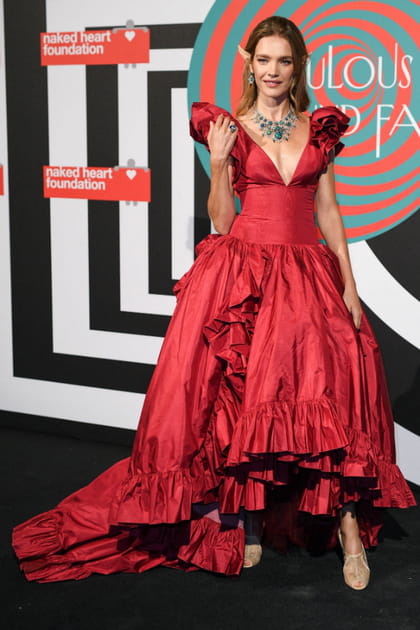 FLOP : Natalia Vodianova  en robe à volants