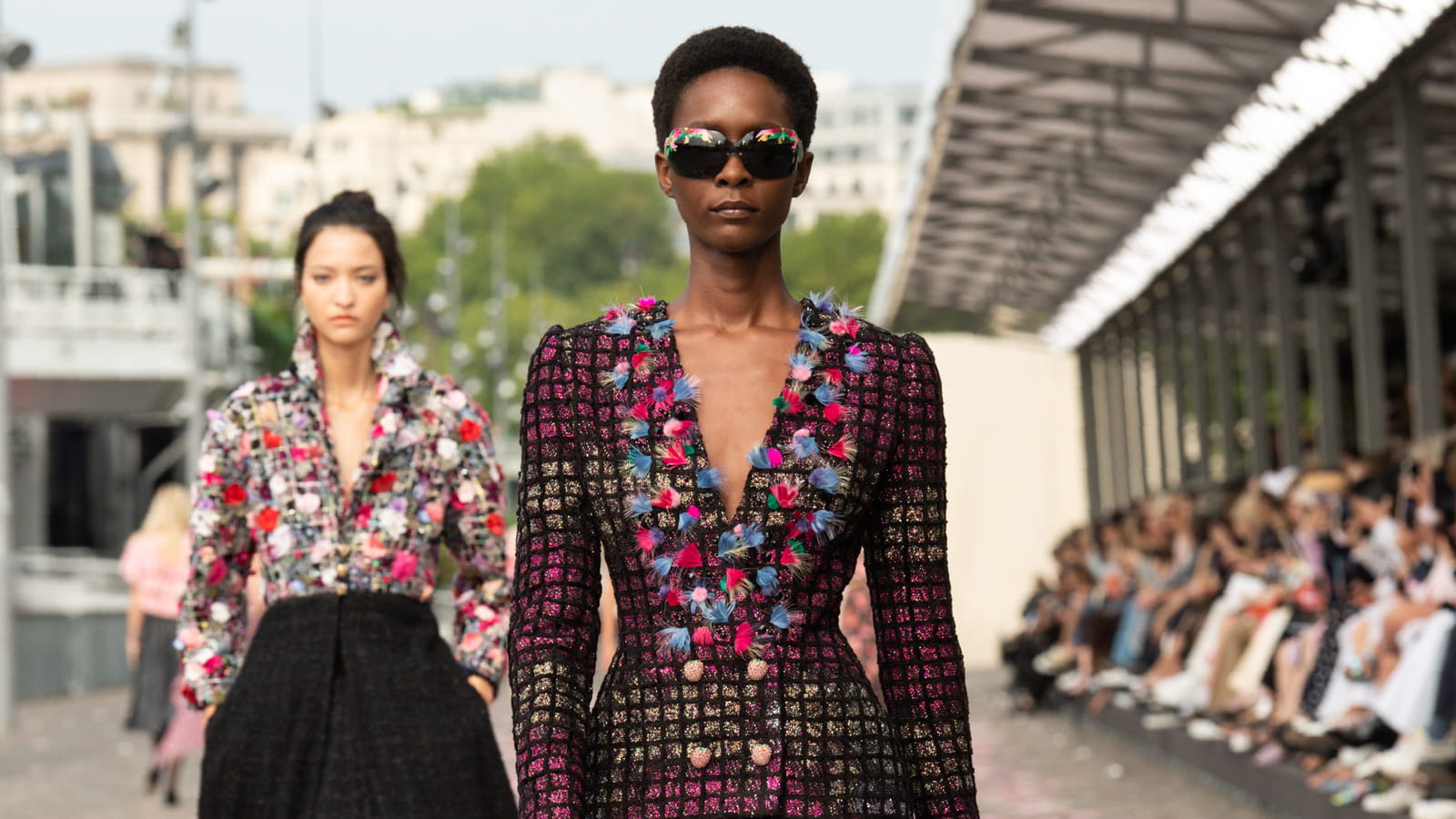Look 30