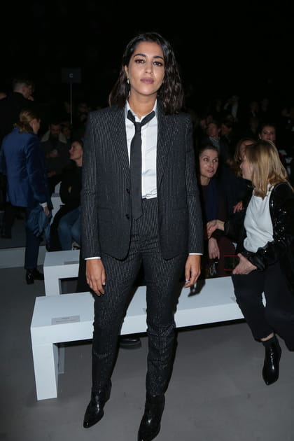 Leila Bekhti en costume Celine