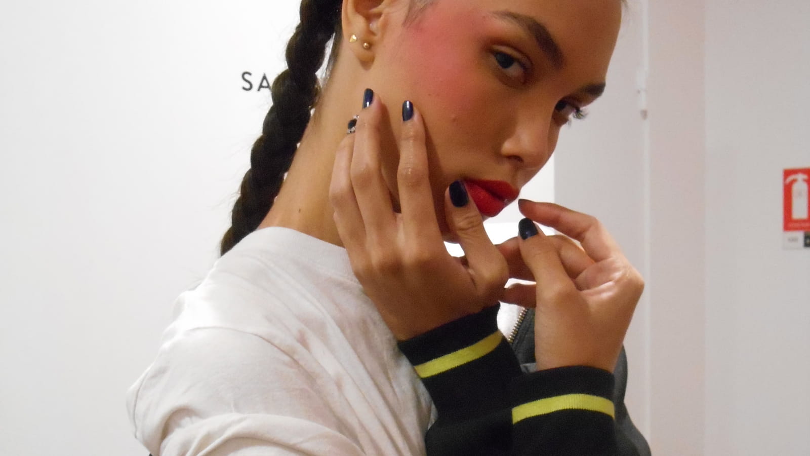 Un maquillage haut en couleur 