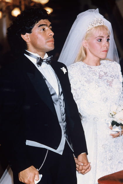 Diego Maradona et Claudia Villafañe lors de leur mariage en 1989