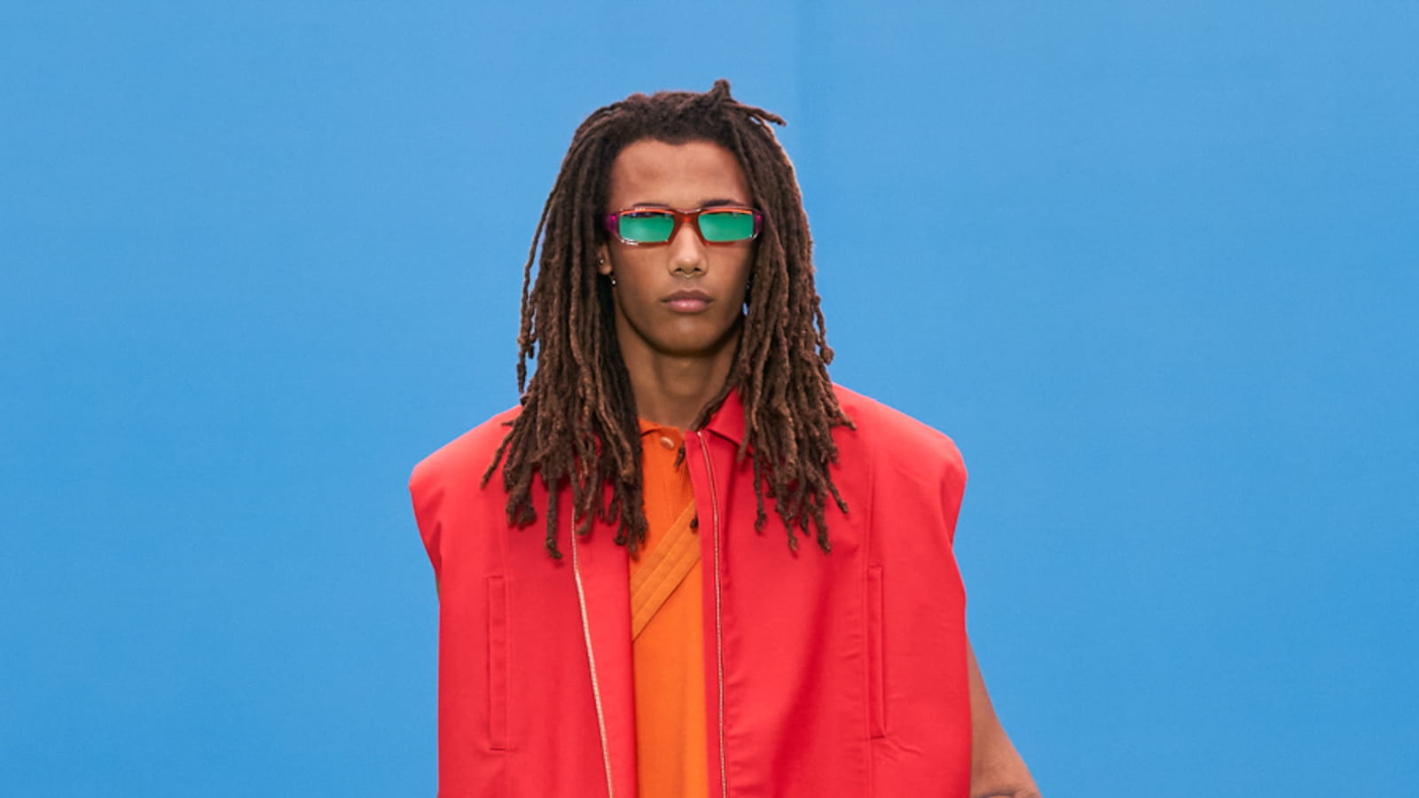 Look 10