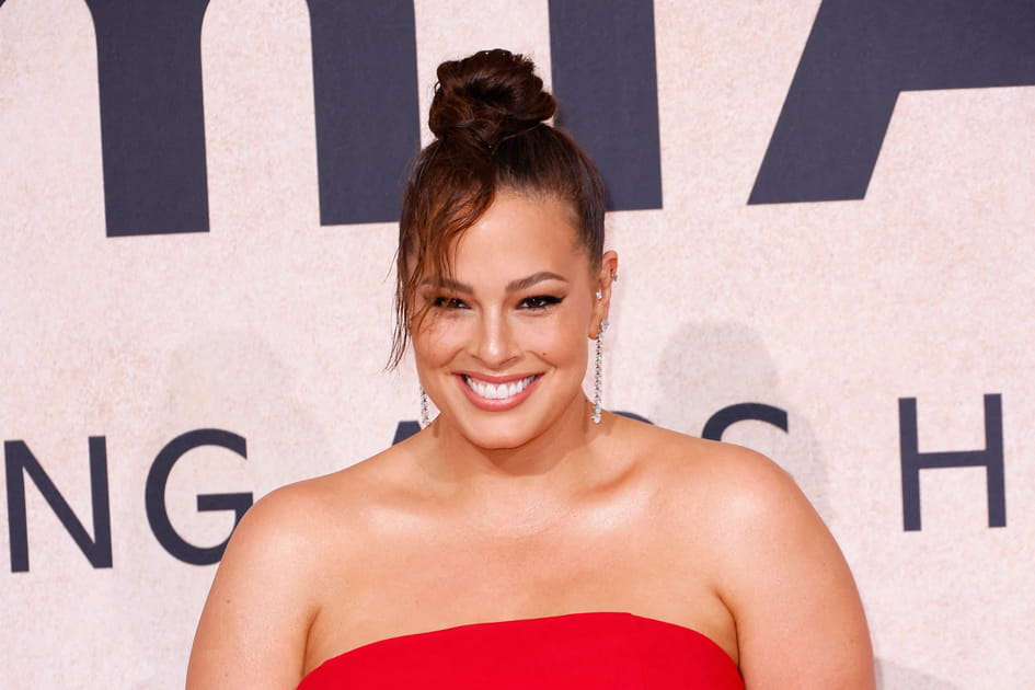 Le chignon bun impertinent d'Ashley Graham