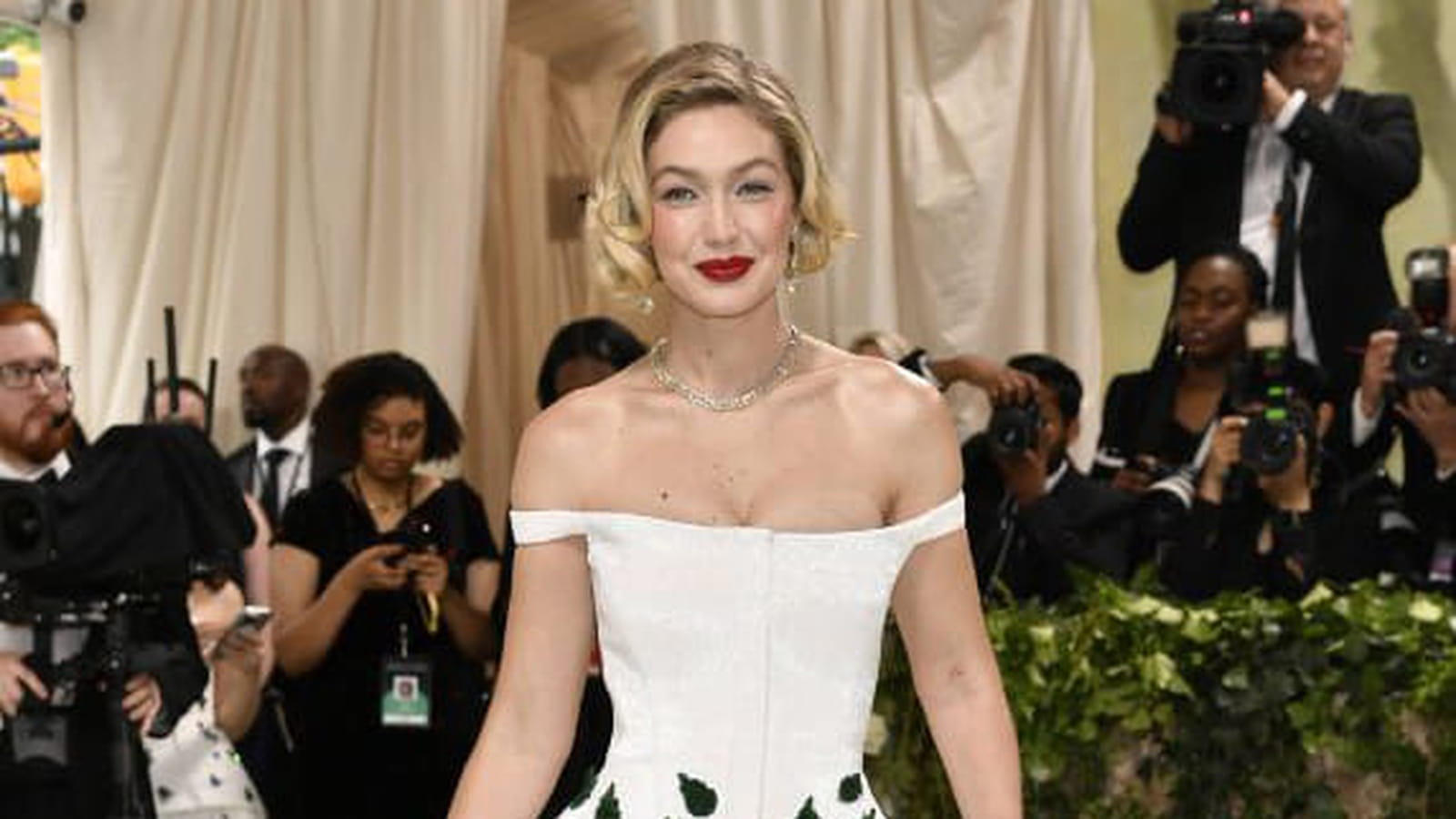 Gigi Hadid en Thom Browne