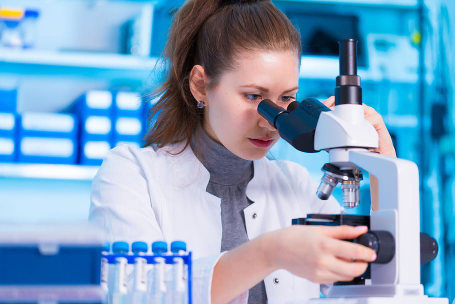 Biopsie de la vessie : pourquoi, comment se déroule l'examen ?