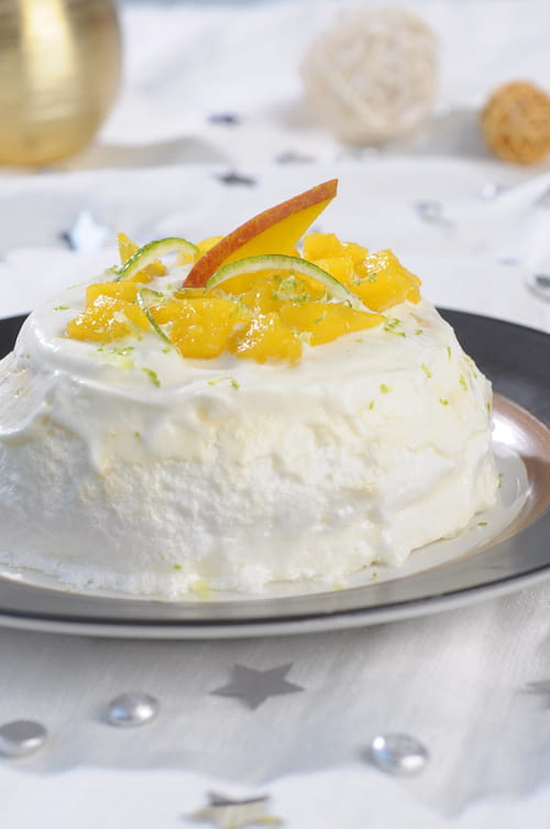 Pavlova à la mangue et au citron vert