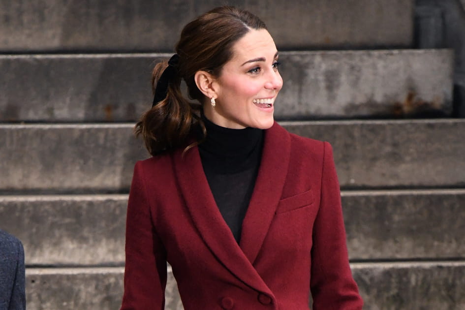 La coiffure avec ruban de Kate Middleton