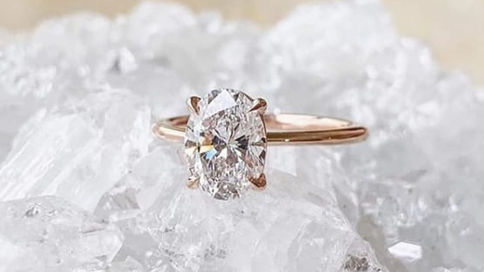 Diamant ovale et or rose