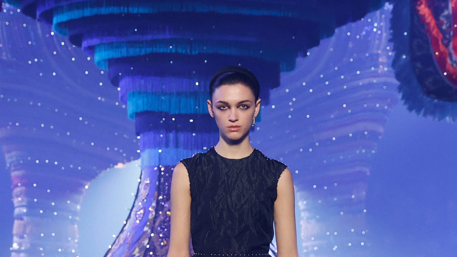 Look 12