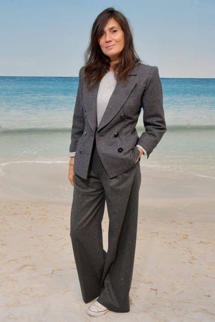 Emmanuelle Alt au d&eacute;fil&eacute; Chanel