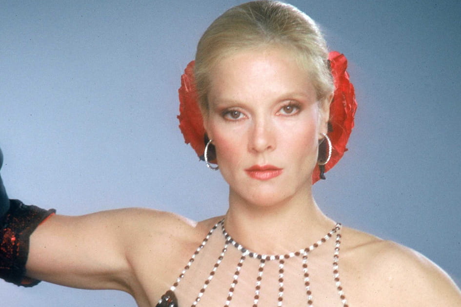 Sylvie Vartan, extraordinaire avec son chignon plaqu&eacute;