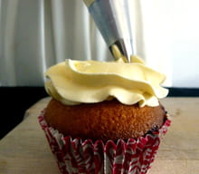 Glacage des cupcakes à la meringue Suisse : Etape 3