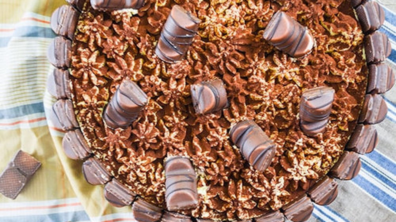"Entremisu" au kinder bueno (entremet façon tiramisu)