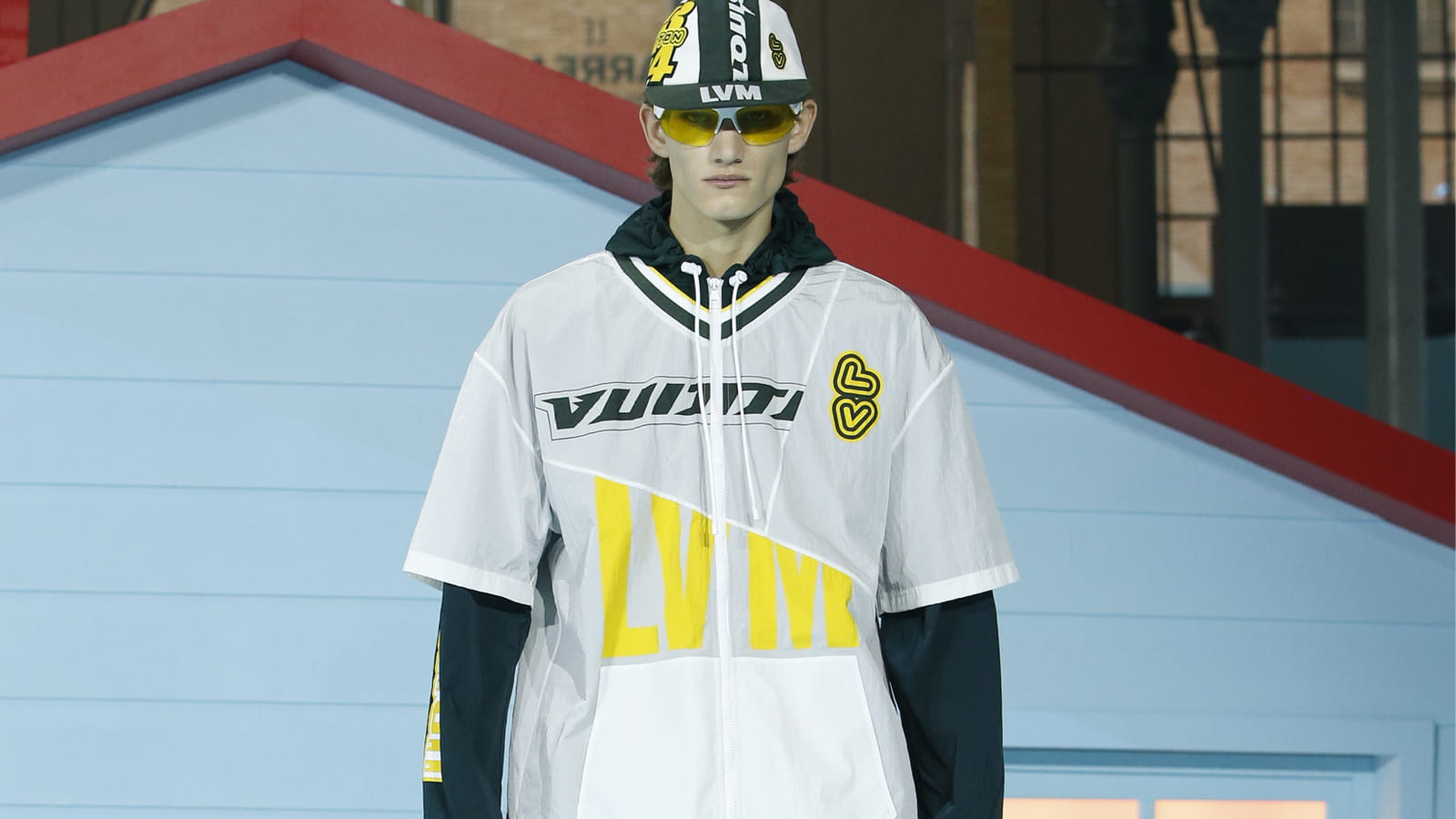 Look 28