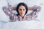 Comment s'endormir dès qu'on ferme les yeux : les experts du sommeil ne jurent que par cette solution