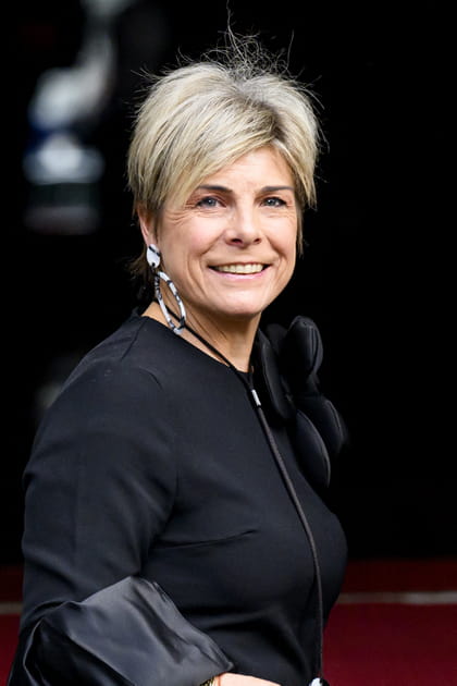 La princesse Laurentien des Pays-Bas remet au go&ucirc;t du jour la coupe &agrave; la gar&ccedil;onne